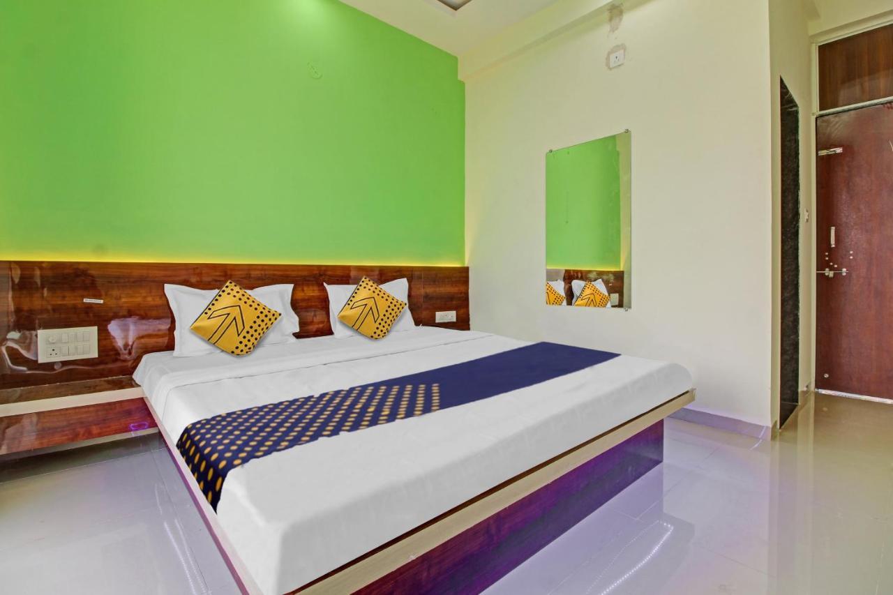 Oyo Hotel Hidden Palace Pune Extérieur photo
