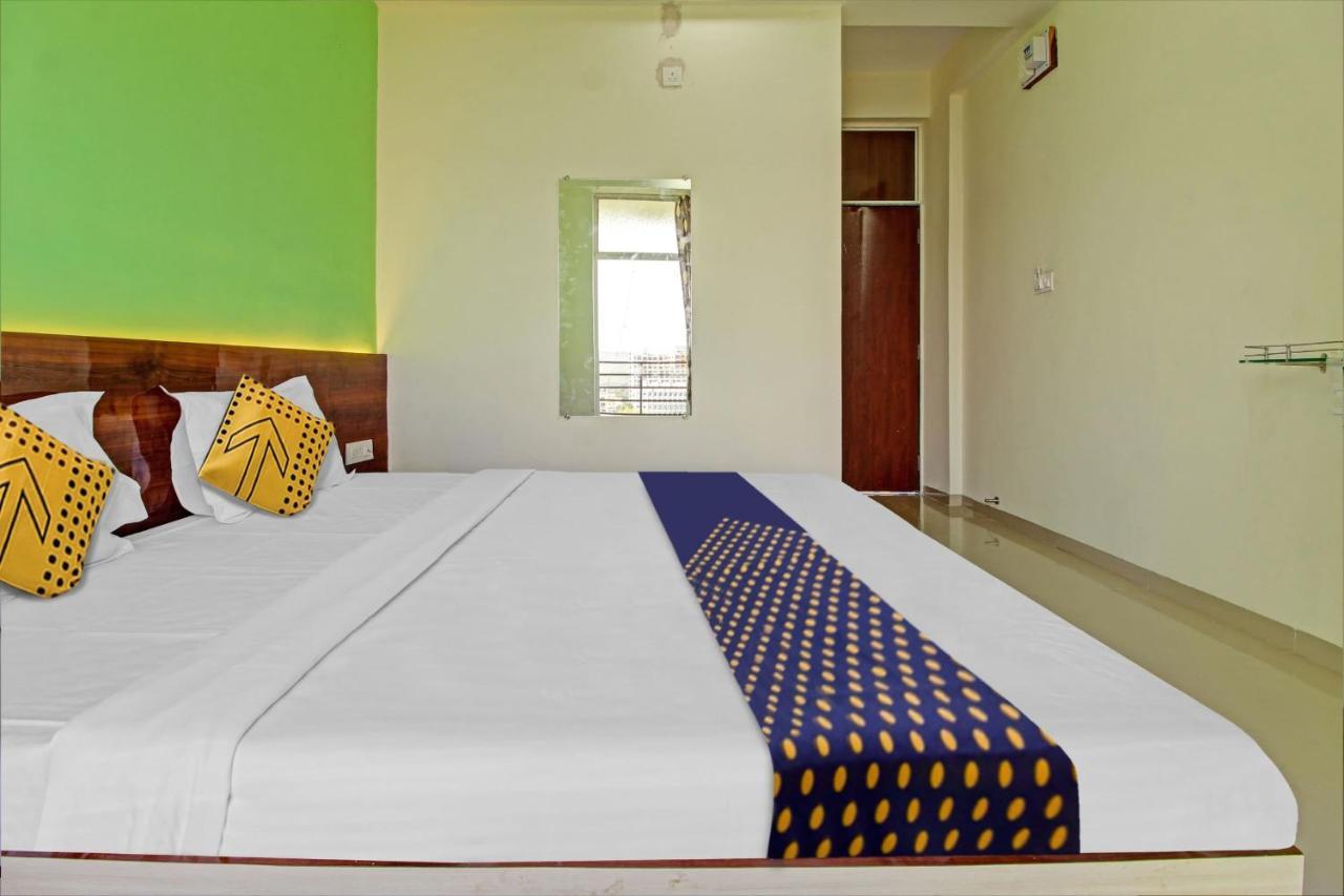 Oyo Hotel Hidden Palace Pune Extérieur photo