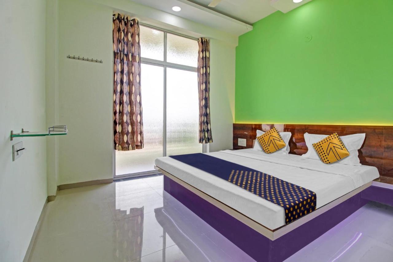 Oyo Hotel Hidden Palace Pune Extérieur photo